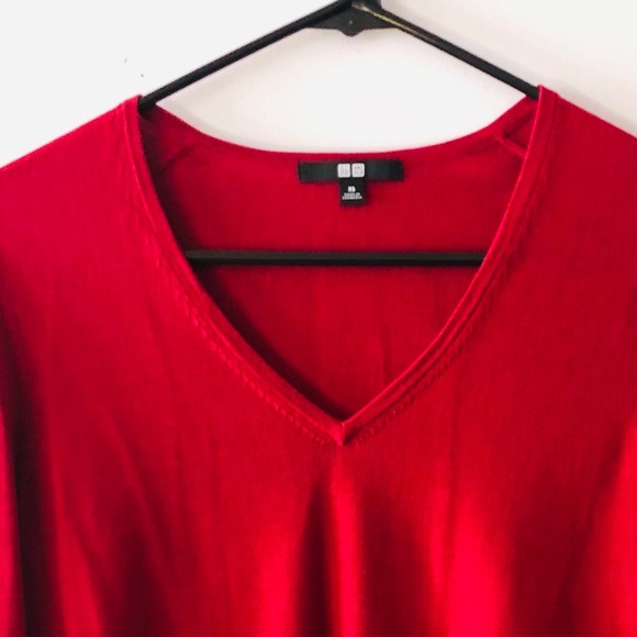 Sweater - Picture 3 of 4